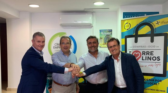 El CET firma un convenio con Coca-Cola por la sostebinilidad en Torremolinos