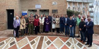 El Círculo asiste a la inauguración del ascensor que conecta el centro y el Bajondillo
