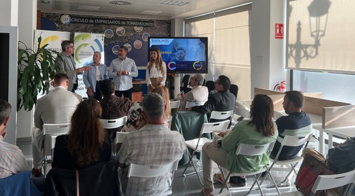 Magnífica charla-coloquio la que tuvimos ayer en la sede del Círculo de Empresarios de Torremolinos – CET, a cargo de Carla Nacarino