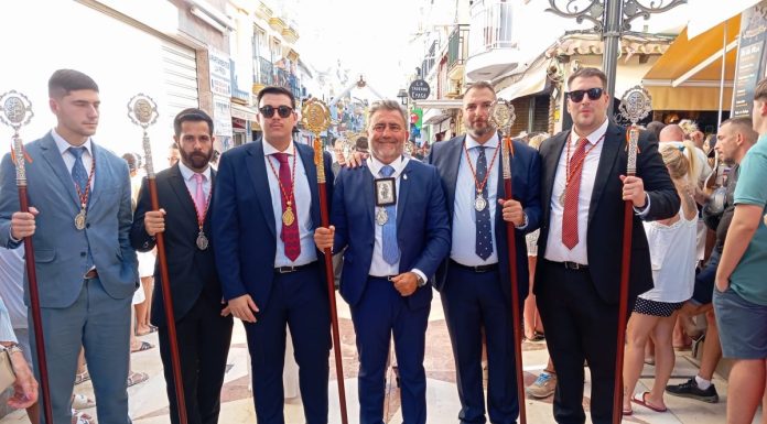 Nuestro presidente, Adolfo Trigueros ha asistido hoy a la procesión de la Virgen del Carmen de la Carihuela.