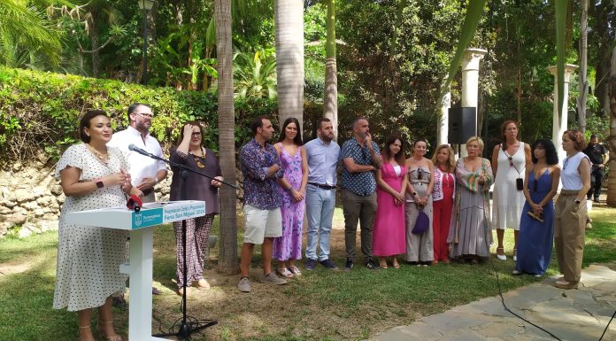 El Círculo de Empresarios de Torremolinos asiste a la presentación del cartel de la Romería y Feria de San Miguel de Torremolinos 2024