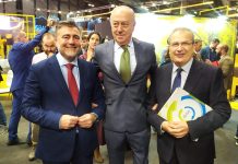 Encuentro en FITUR: Presentación del programa Visionarios en el stand de Torremolinos