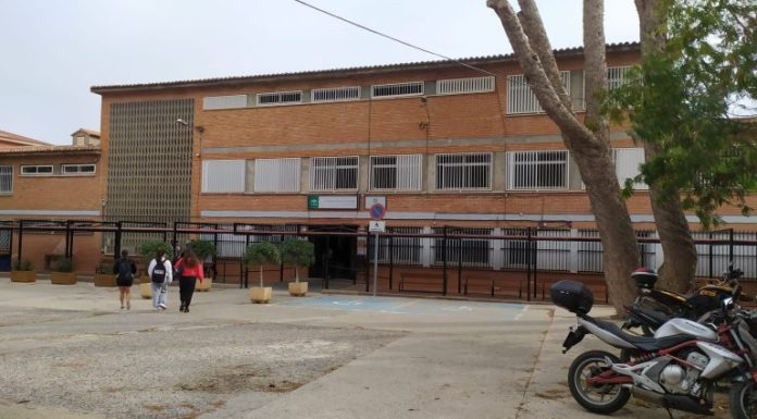 El CET, dentro del consejo escolar del IES Los Manantiales para representar a los empresarios