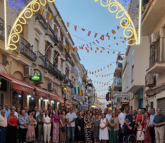 Este fin de semana el Círculo de Empresarios de Torremolinos ha asistido a la inauguración de la Feria en honor a la Virgen del Carmen de la Carihuela.