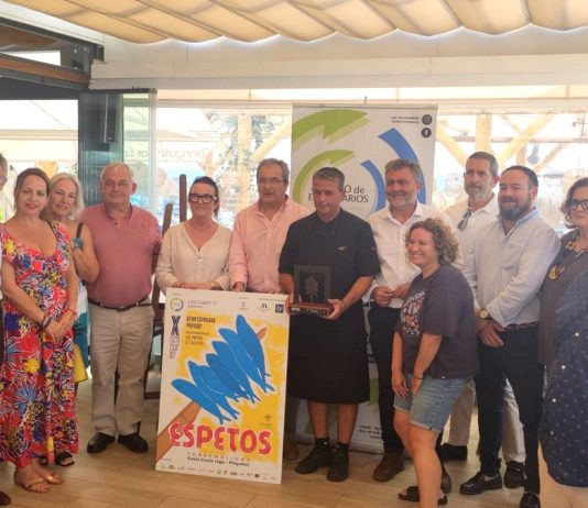 El Círculo de Empresarios de Torremolinos ha presentado hoy el cartel oficial del X Concurso de Espetos de la Costa del Sol 2024
